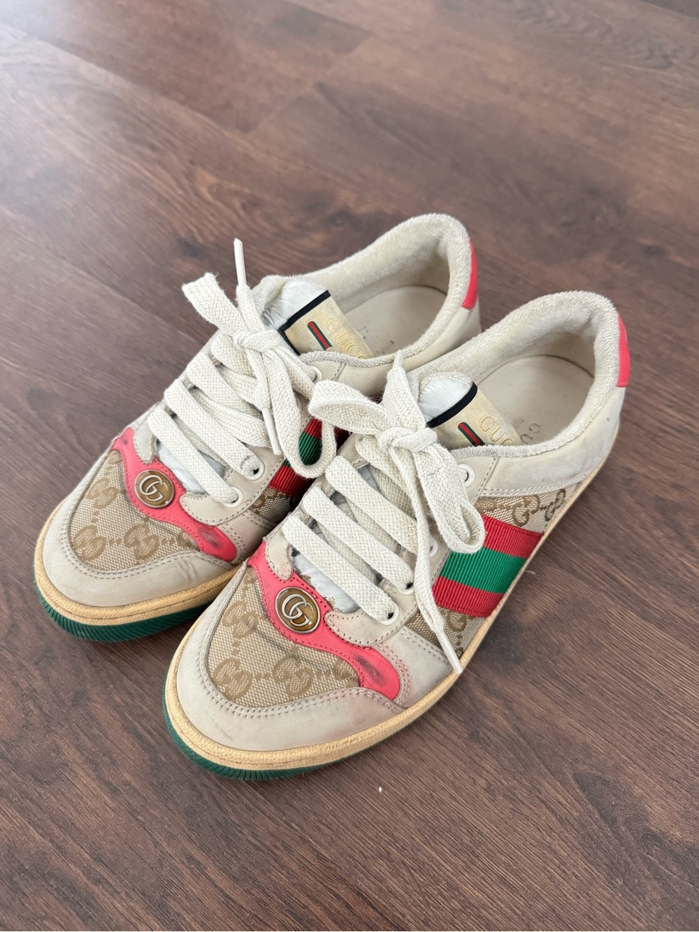 Gucci Women Sneakers with Pink and Green Stripes
